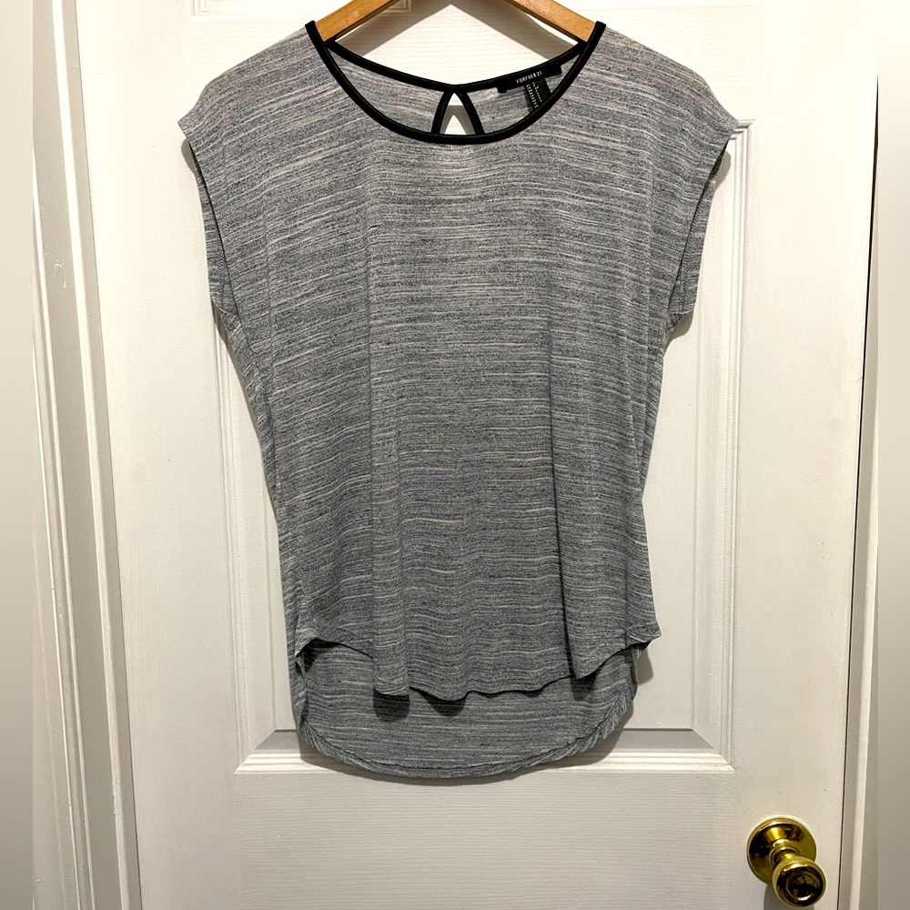 FOREVER 21 Grey blouse with leather trim and open back size SMALL
